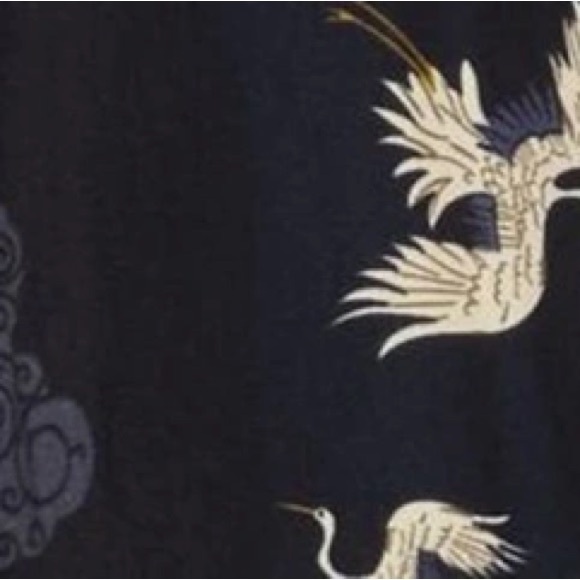 T Tahari, Airflow Ruffle Neck Top, Navy Bird Print, 1X - Picture 4 of 4